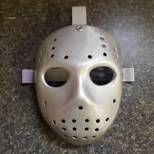 Friday The 13th Part 9 Movie Cover Jason Voorhees Mask Toy Halloween Collectible